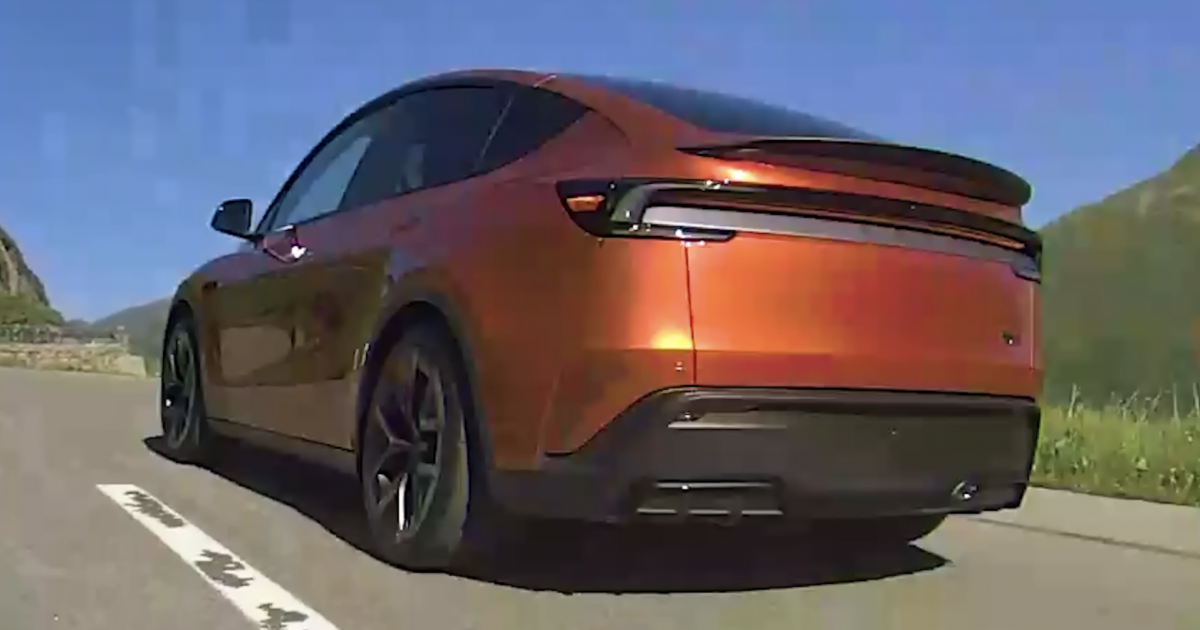 2026 Tesla Modelo Y Performance Breaks Cover