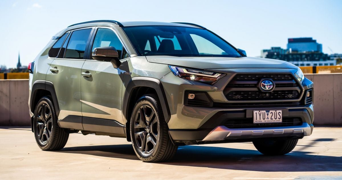 Toyota RAV4 derruba Tesla Modelo Y como carro mais vendido do mundo