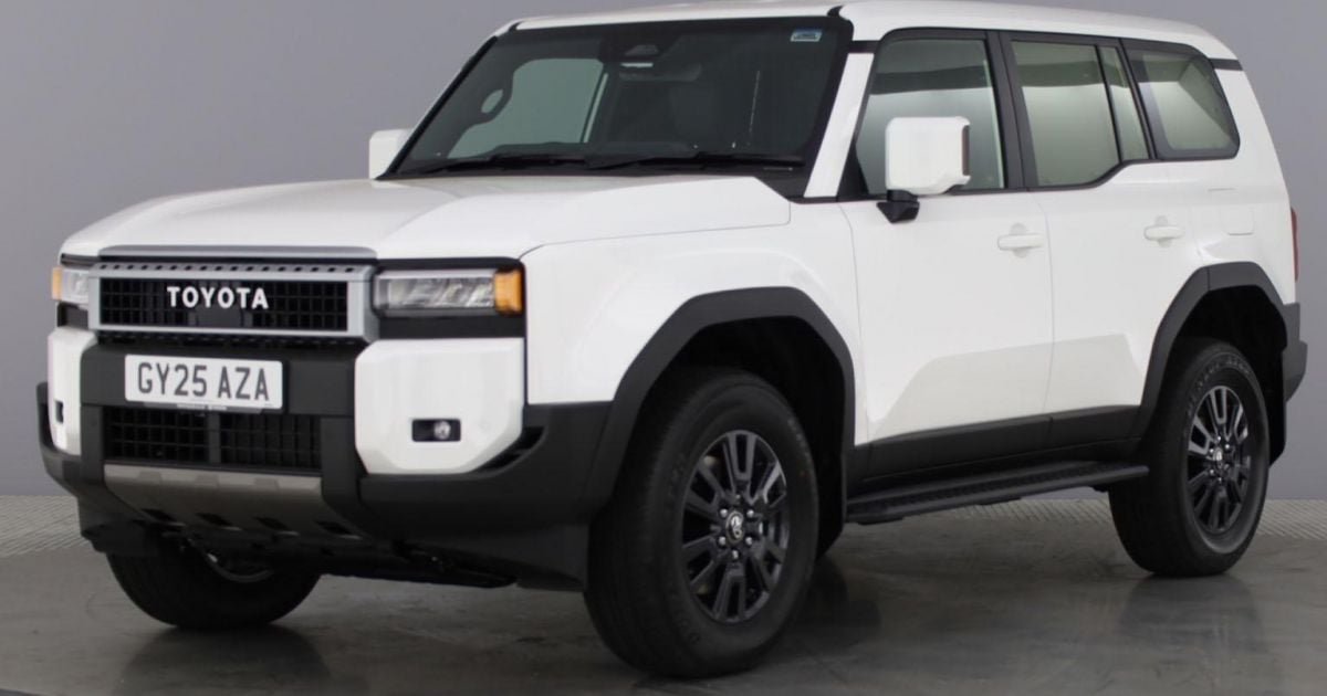 Toyota UK converte Landcruiser Prado em uma van