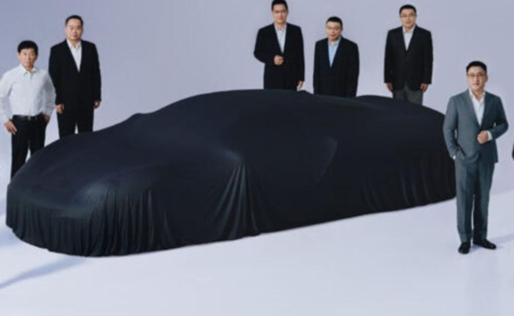 O GWM provoca supercarro de combate à Ferrari | Carexpert