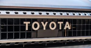 O influxo de marcas para a Austrália representa uma ameaça à indústria de carros, diz Toyota
